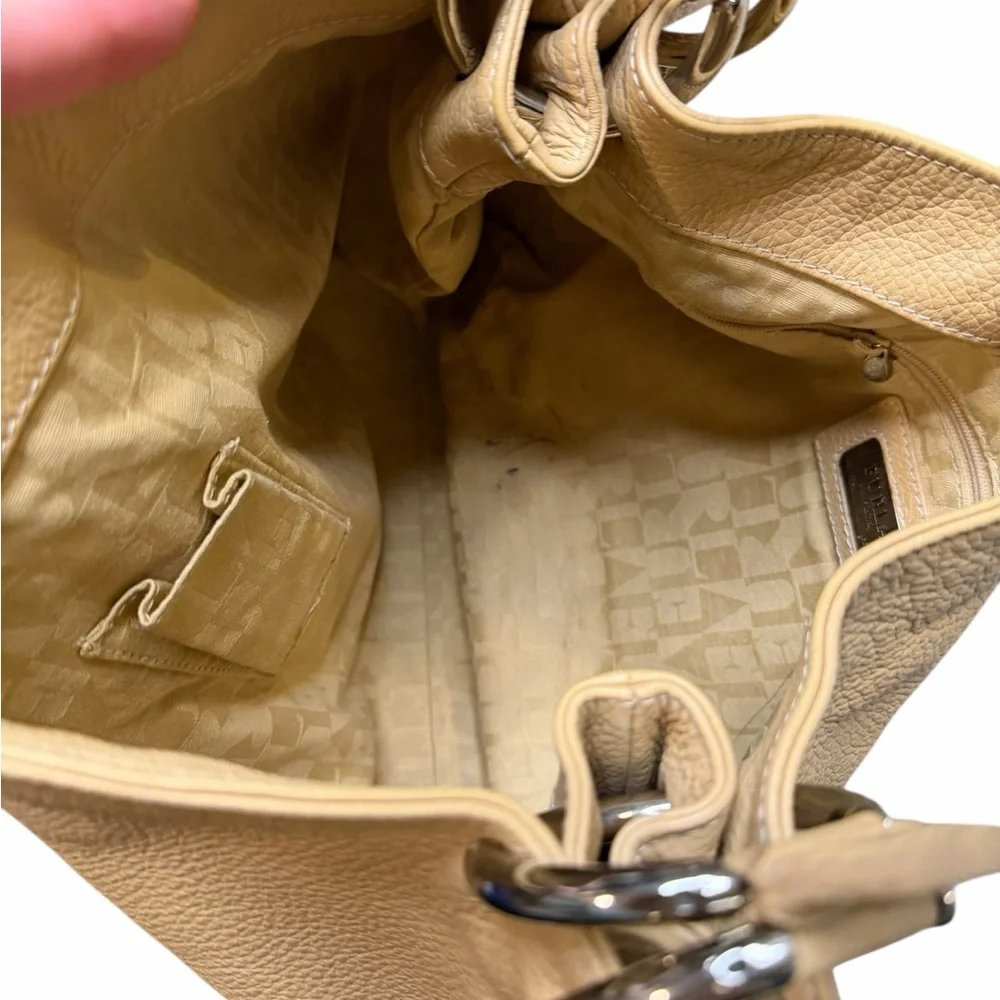 👜 Furla Genuine Leather Shoulder‎ Bag 🤍 Made in Italy Taupe Pebbled Hobo